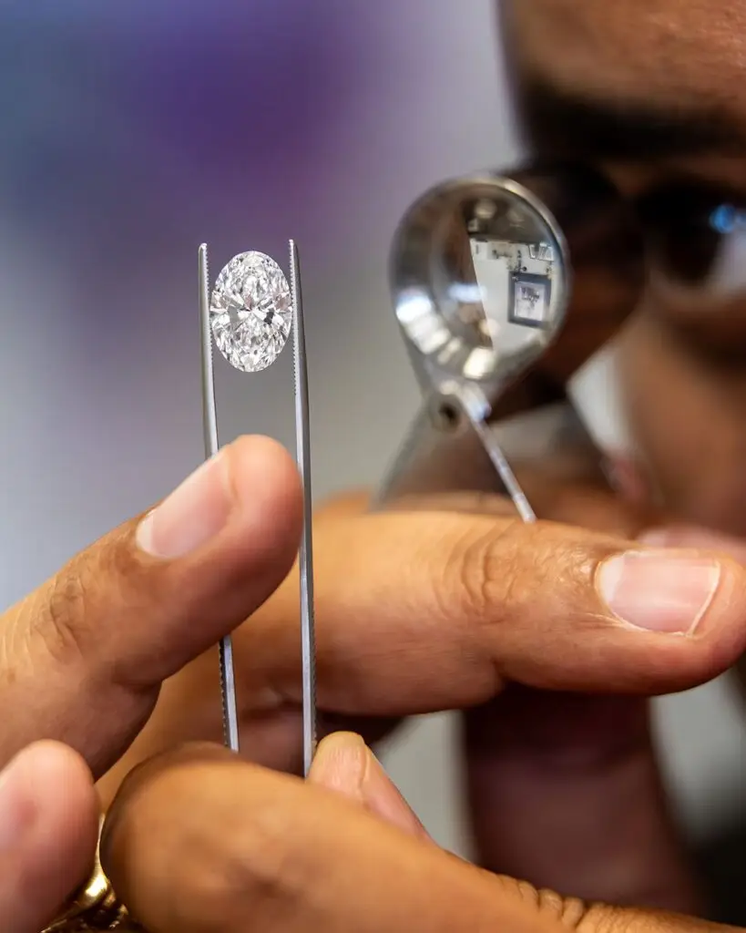 Premium lab-grown diamond ring reflecting modern luxury, sustainability, and conscious jewelry choices.