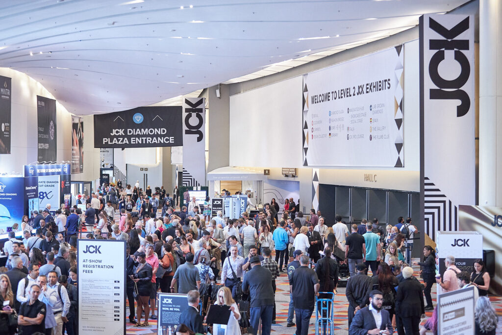  JCK 2026 jewelry trends preview showcasing evolving designs at JCK Las Vegas show
