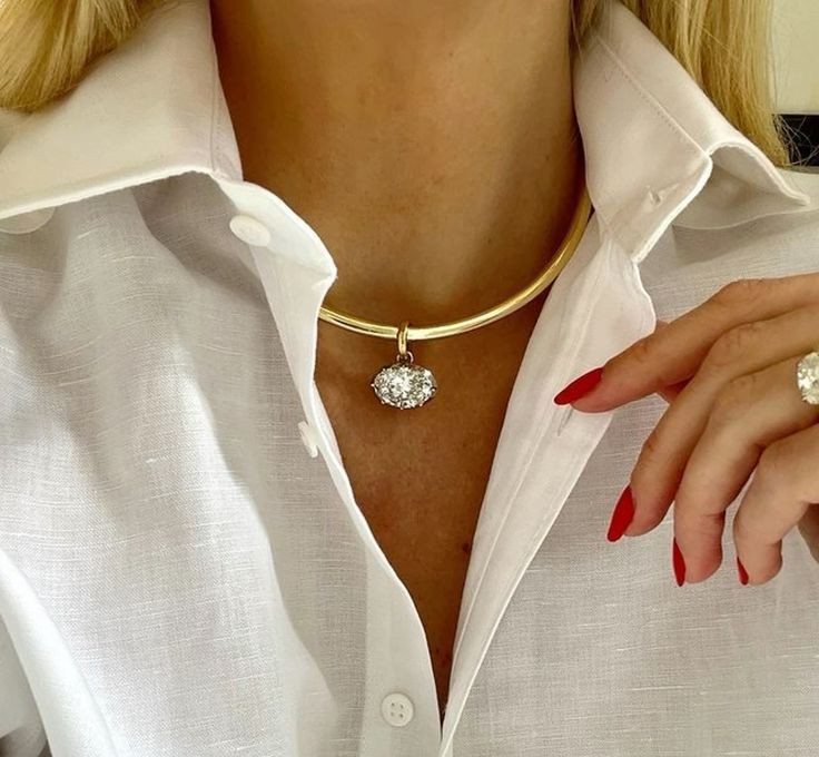 Bold statement jewelry featuring oversized earrings, sculptural rings, chunky necklaces, and artistic luxury designs.
