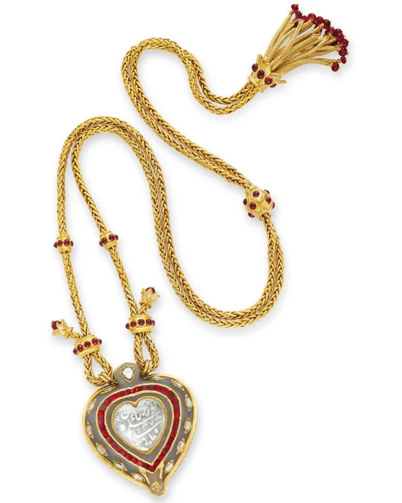 Close-up of the Taj Mahal Diamond Necklace, a rare historic diamond pendant gifted to Elizabeth Taylor by Richard Burton.